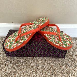 Tory Burch NWT thin flip flops size 8